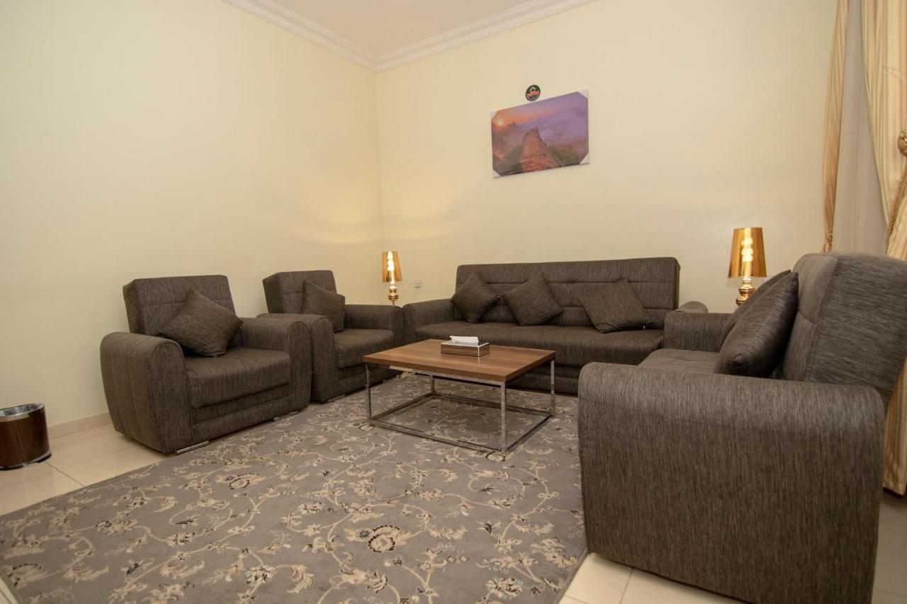 قصر رهوان للوحدات الفندقية - Rahwan Palace Hotel Units Балжураши Екстериор снимка